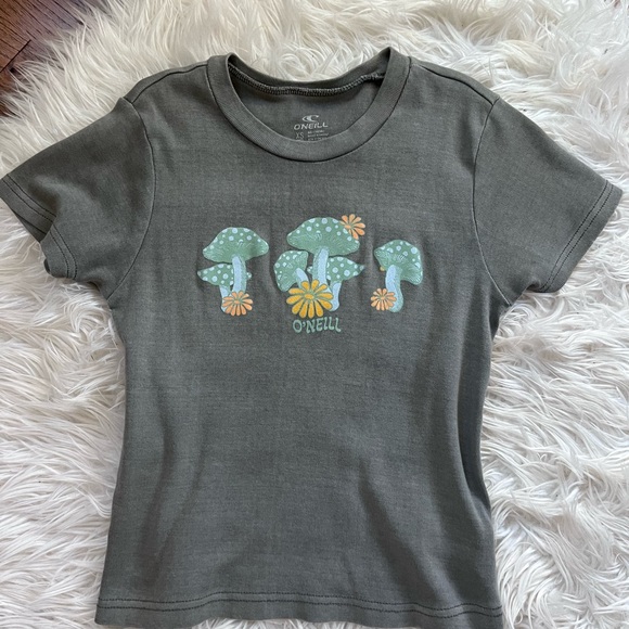O'Neill Tops - O’Neil women’s soft graphic tee- xs